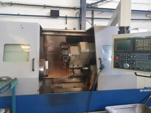 Doosan PUMA 400MB lathe