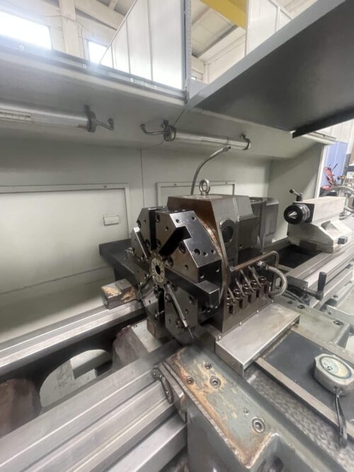 Torno CKE 6163